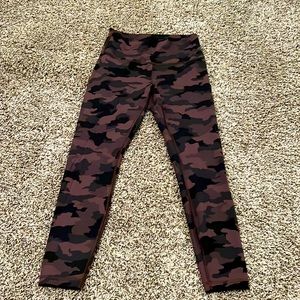 Lululemon Purple Camo Leggings; size 8